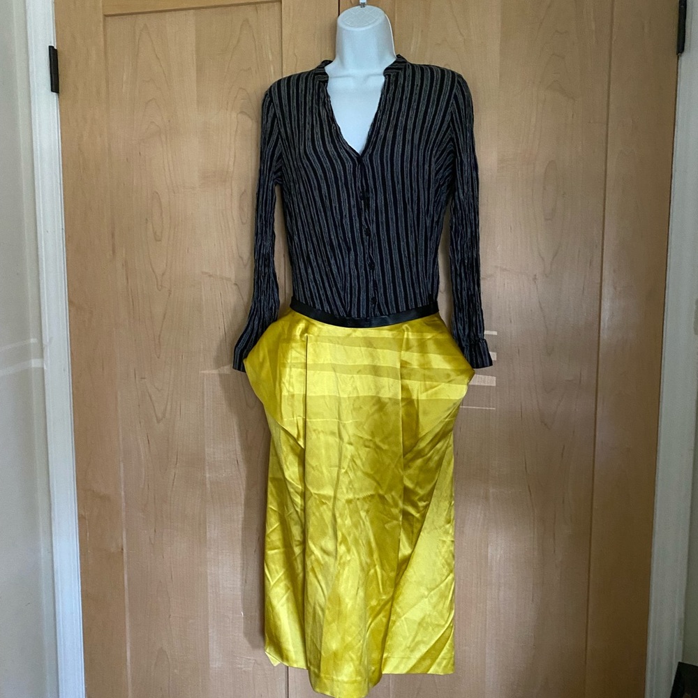 Skirt only. Designed & Made in Japan Yellow Gold Skirt